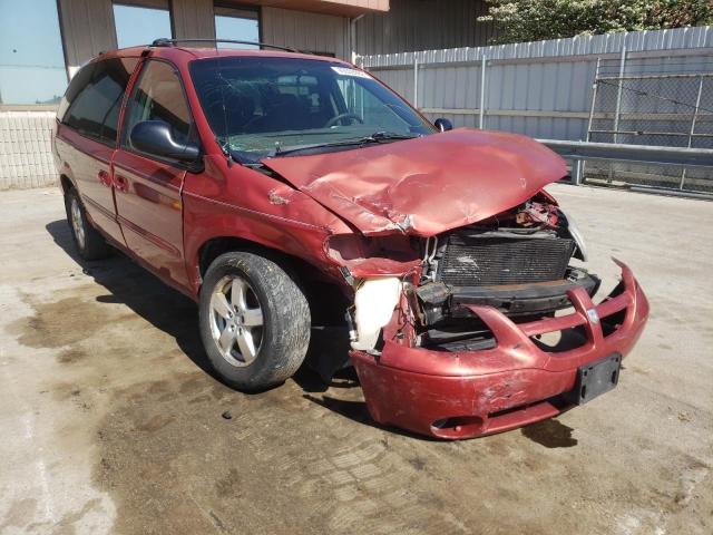 DODGE CARAVAN SE 2002 with VIN 2B4GP44R12R651203 - Photo from auction