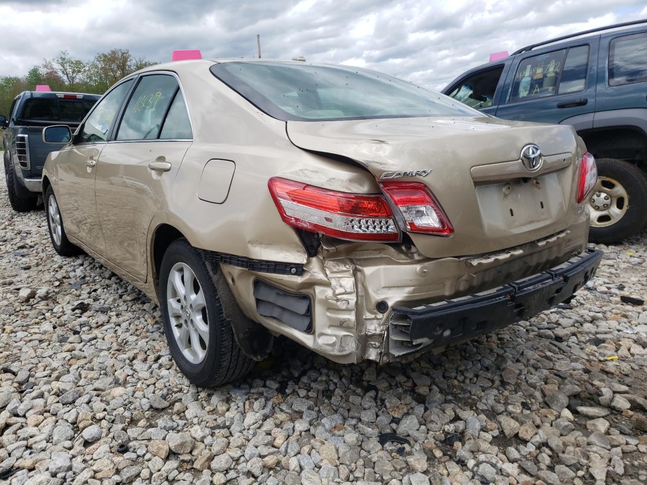 Photo 3 from auction – 2011 TOYOTA CAMRY BASE with VIN 4T1BF3EK6BU221404