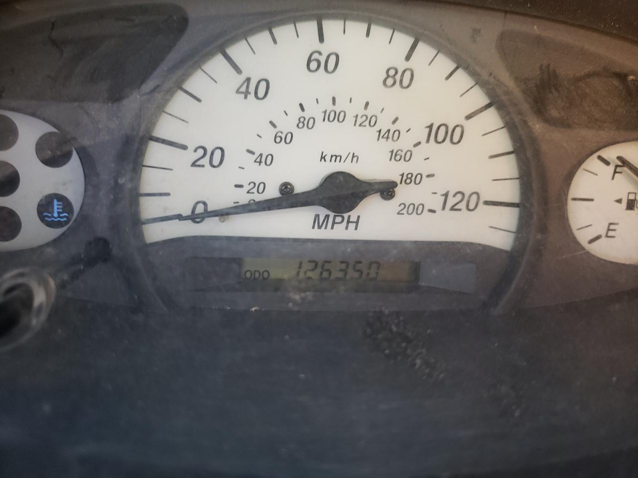 Photo 8 from auction – 2000 TOYOTA ECHO with VIN JTDAT1238Y0040010