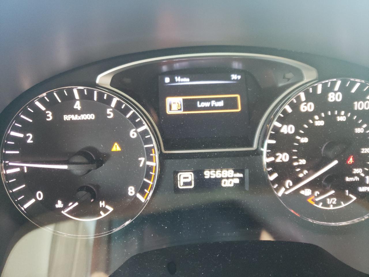 Zdjęcie 8 z aukcji – 2014 NISSAN PATHFINDER z VIN 5N1AR2MN0EC615063