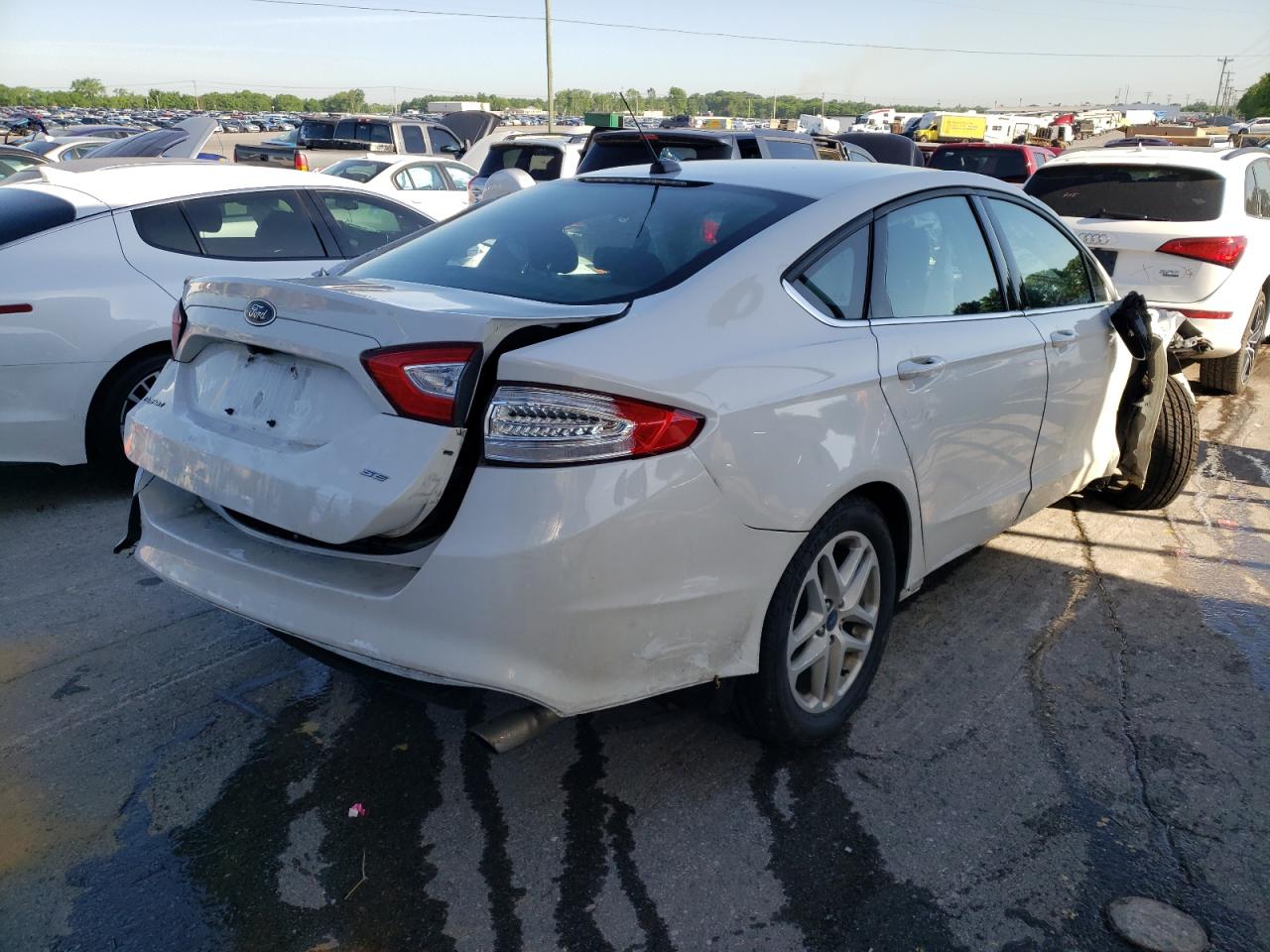 Photo 4 from auction – 2016 FORD FUSION SE with VIN 3FA6P0H73GR233619