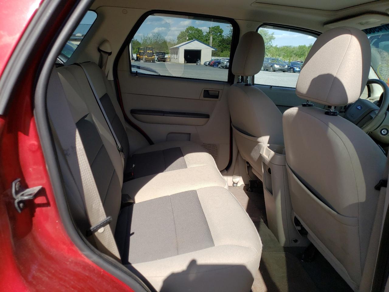 Photo 6 from auction – 2008 FORD ESCAPE XLT with VIN 1FMCU93138KC81541