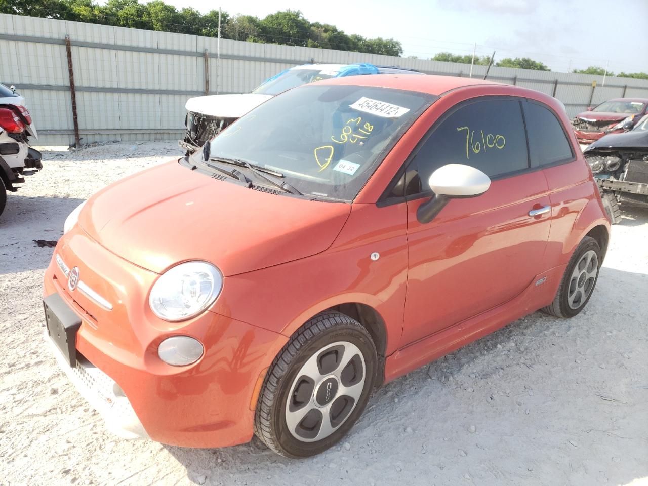 Photo 9 from auction – 2015 FIAT 500 ELECTR with VIN 3C3CFFGE2FT603418