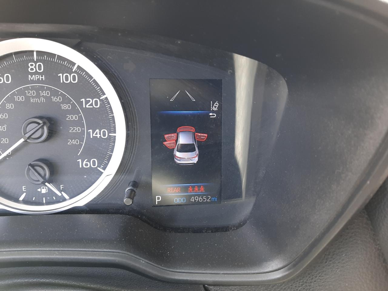 Photo 13 from auction – 2020 TOYOTA COROLLA LE with VIN 5YFEPRAE9LP109213