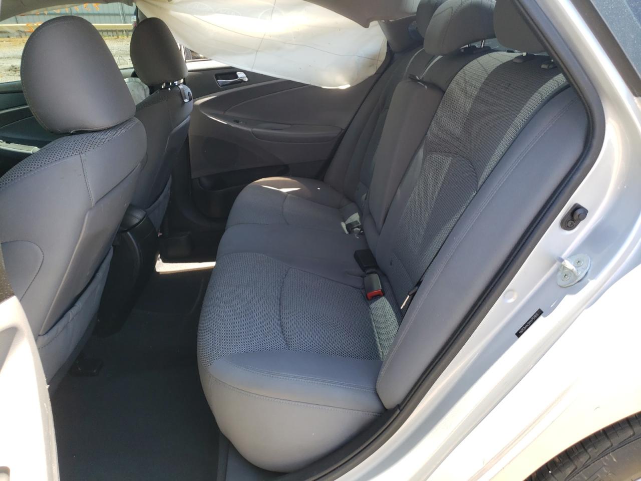 Photo 6 from auction – 2013 HYUNDAI SONATA GLS with VIN 5NPEB4AC0DH751916