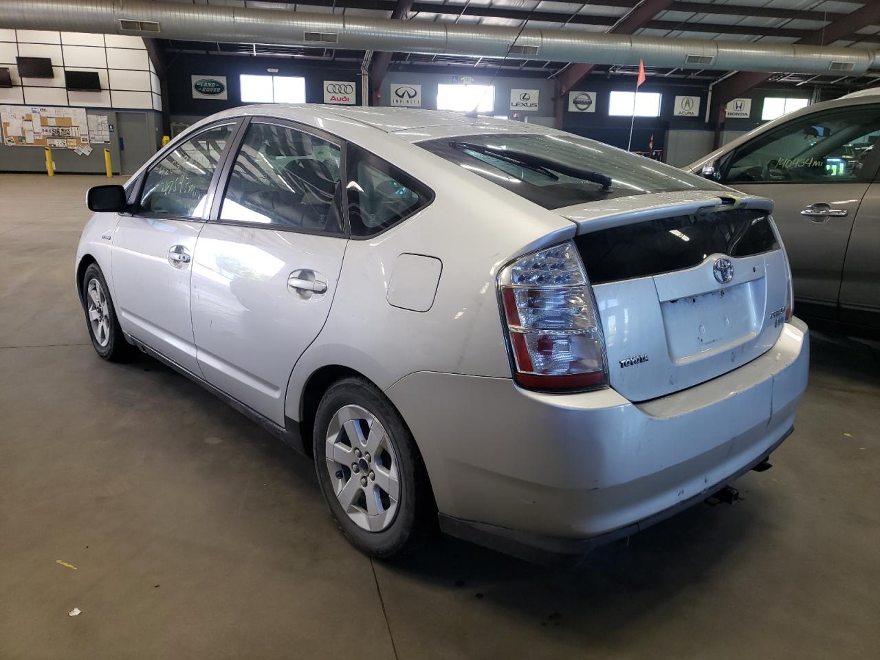 Photo 3 from auction – 2006 TOYOTA PRIUS with VIN JTDKB20UX67059140