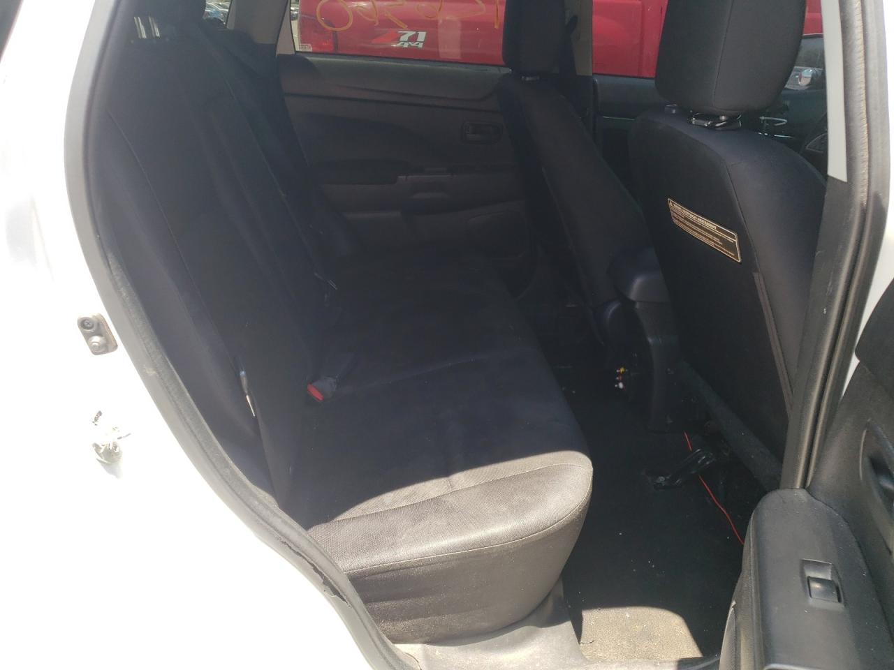 Photo 6 from auction – 2014 MITSUBISHI OUTLANDER with VIN 4A4AP3AU6EE008545