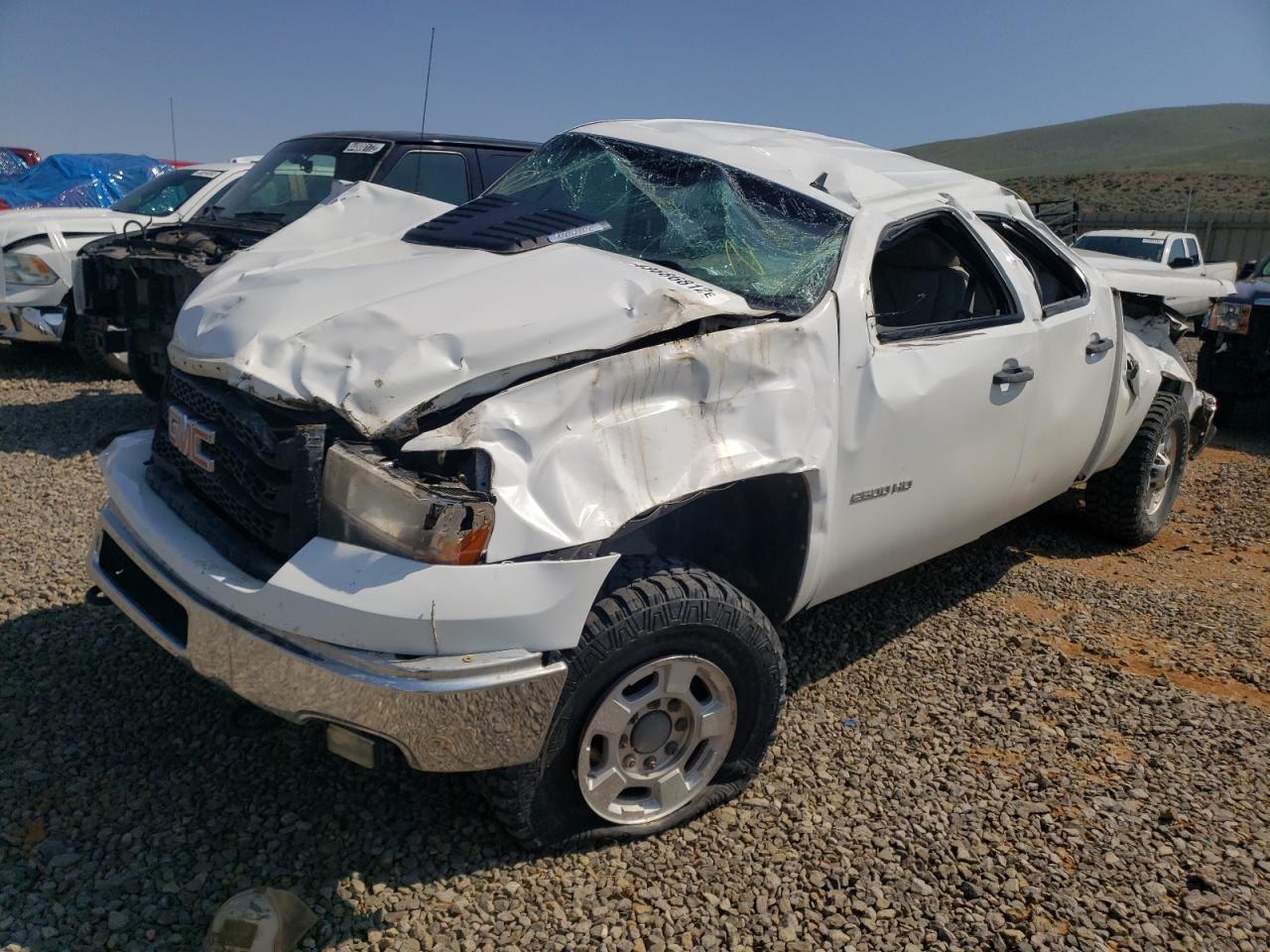 Photo 2 from auction – 2011 GMC SIERRA K25 with VIN 1GT120CGXBF253916