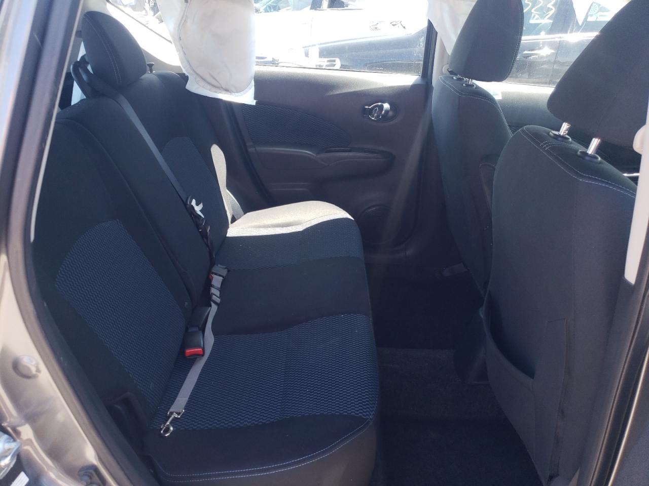 Photo 6 from auction – 2016 NISSAN VERSA NOTE with VIN 3N1CE2CP1GL407828