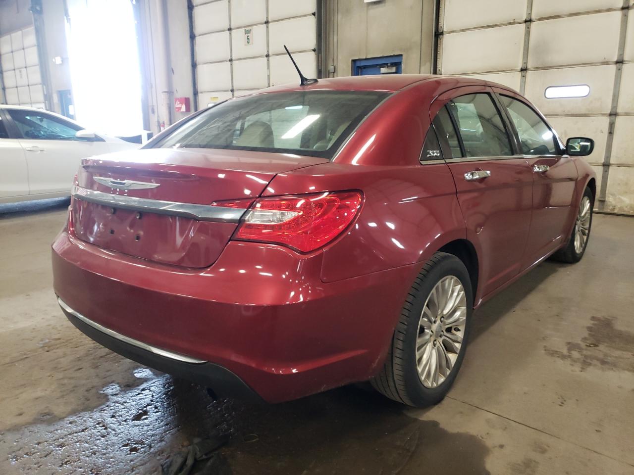 Photo 4 from auction – 2012 CHRYSLER 200 LIMITE with VIN 1C3CCBCB4CN160018