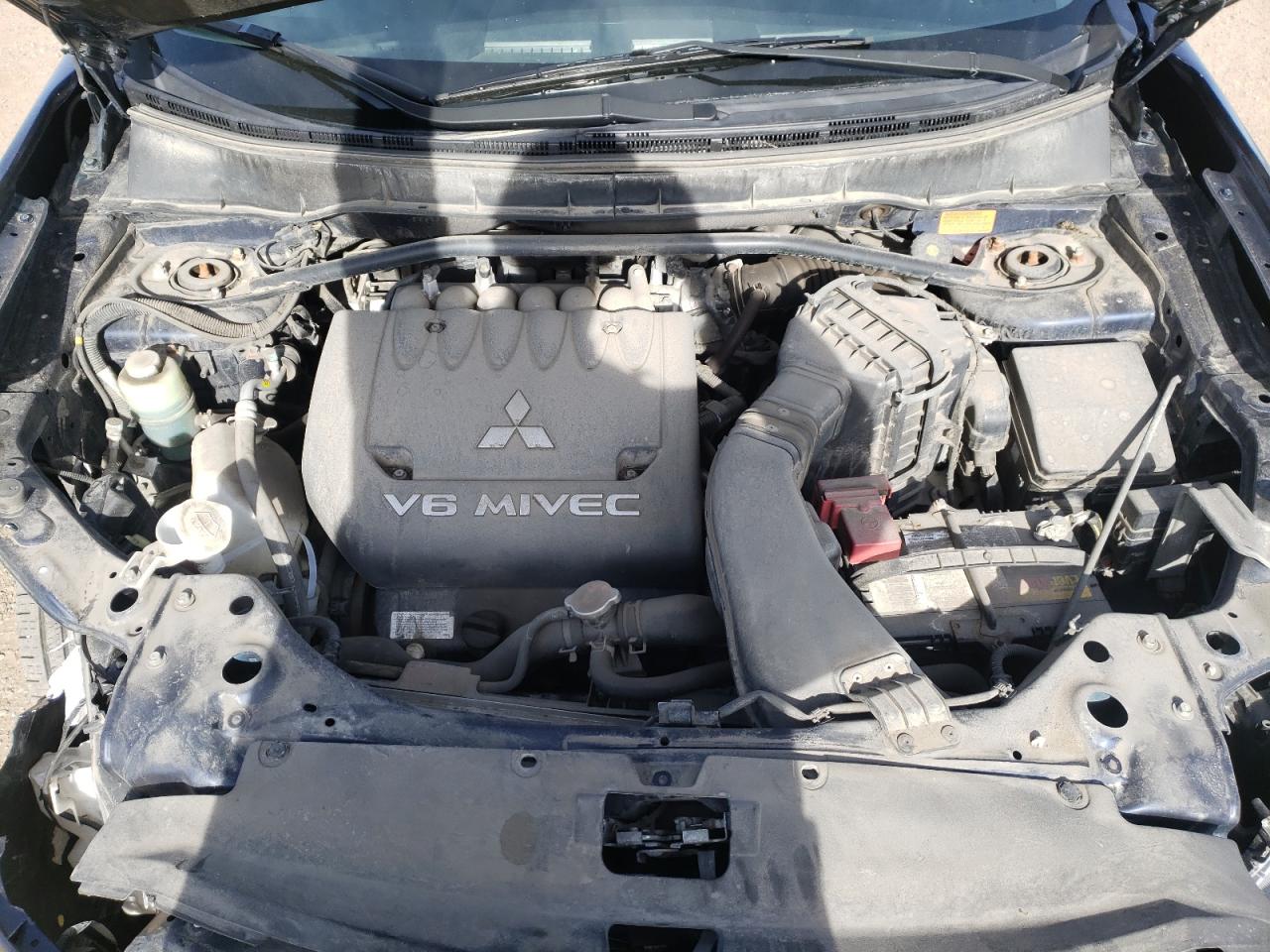 Photo 7 from auction – 2011 MITSUBISHI OUTLANDER with VIN JA4JT3AX1BU610763