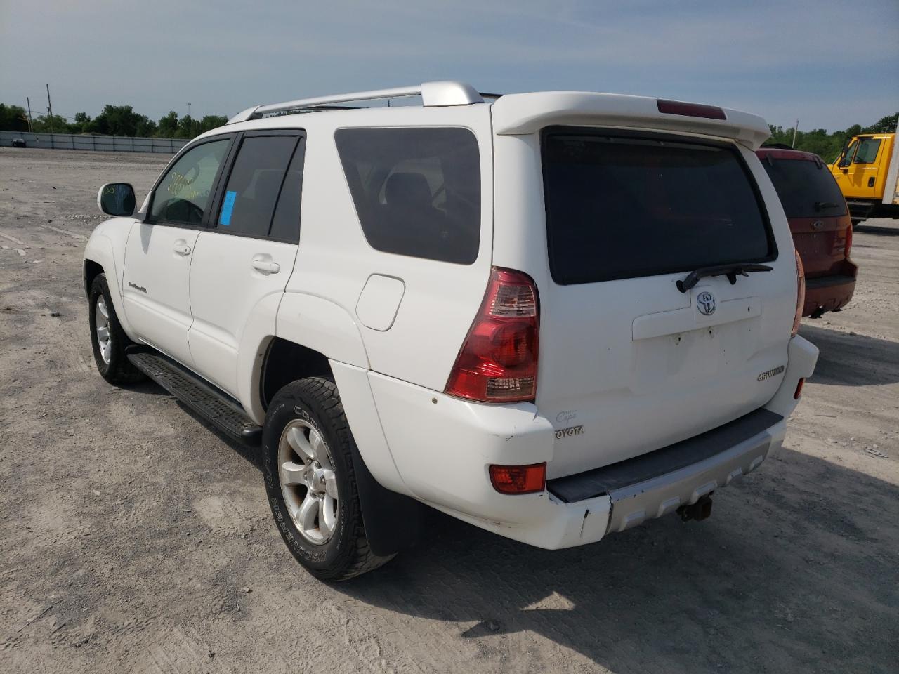 Photo 3 from auction – 2004 TOYOTA 4RUNNER SR with VIN JTEBU14RX48019895