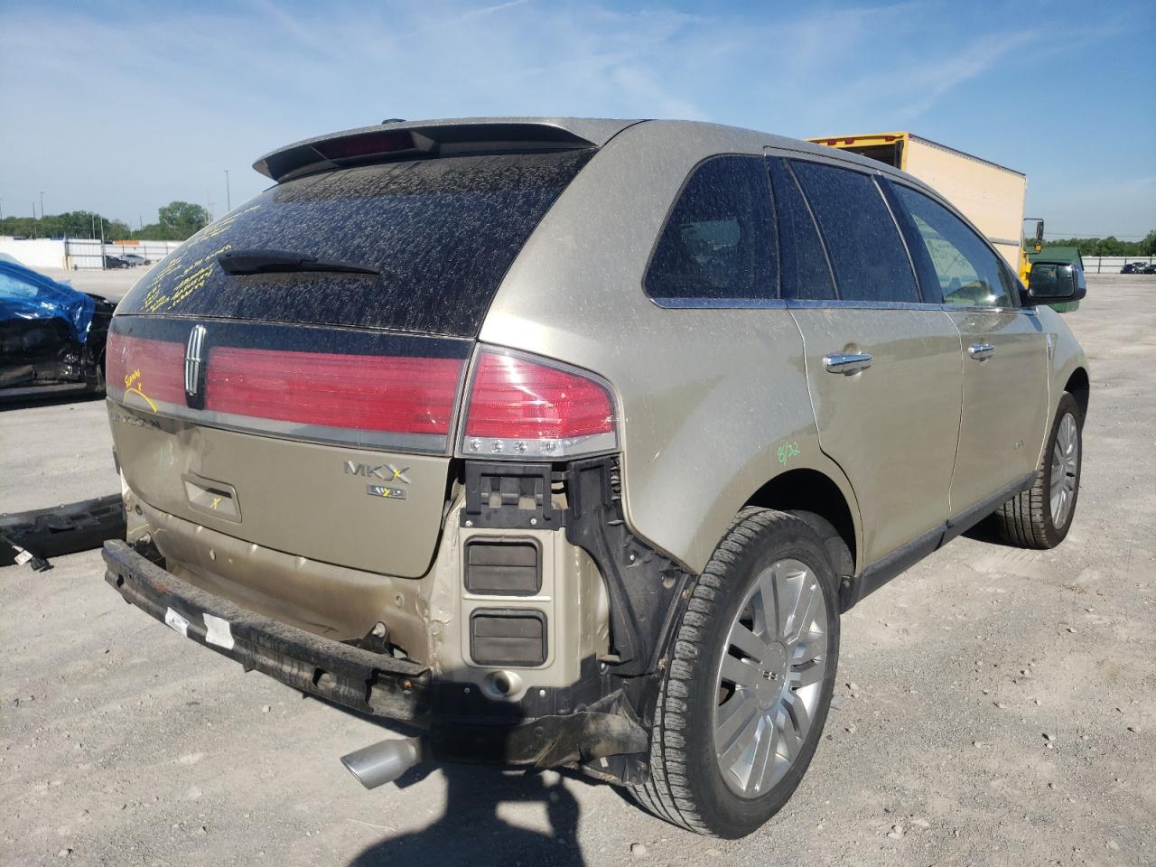 Photo 4 from auction – 2010 LINCOLN MKX with VIN 2LMDJ8JCXABJ09975