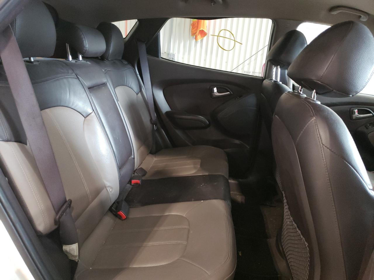 Photo 18 from auction – 2011 HYUNDAI TUCSON GLS with VIN KM8JUCAC5BU136182