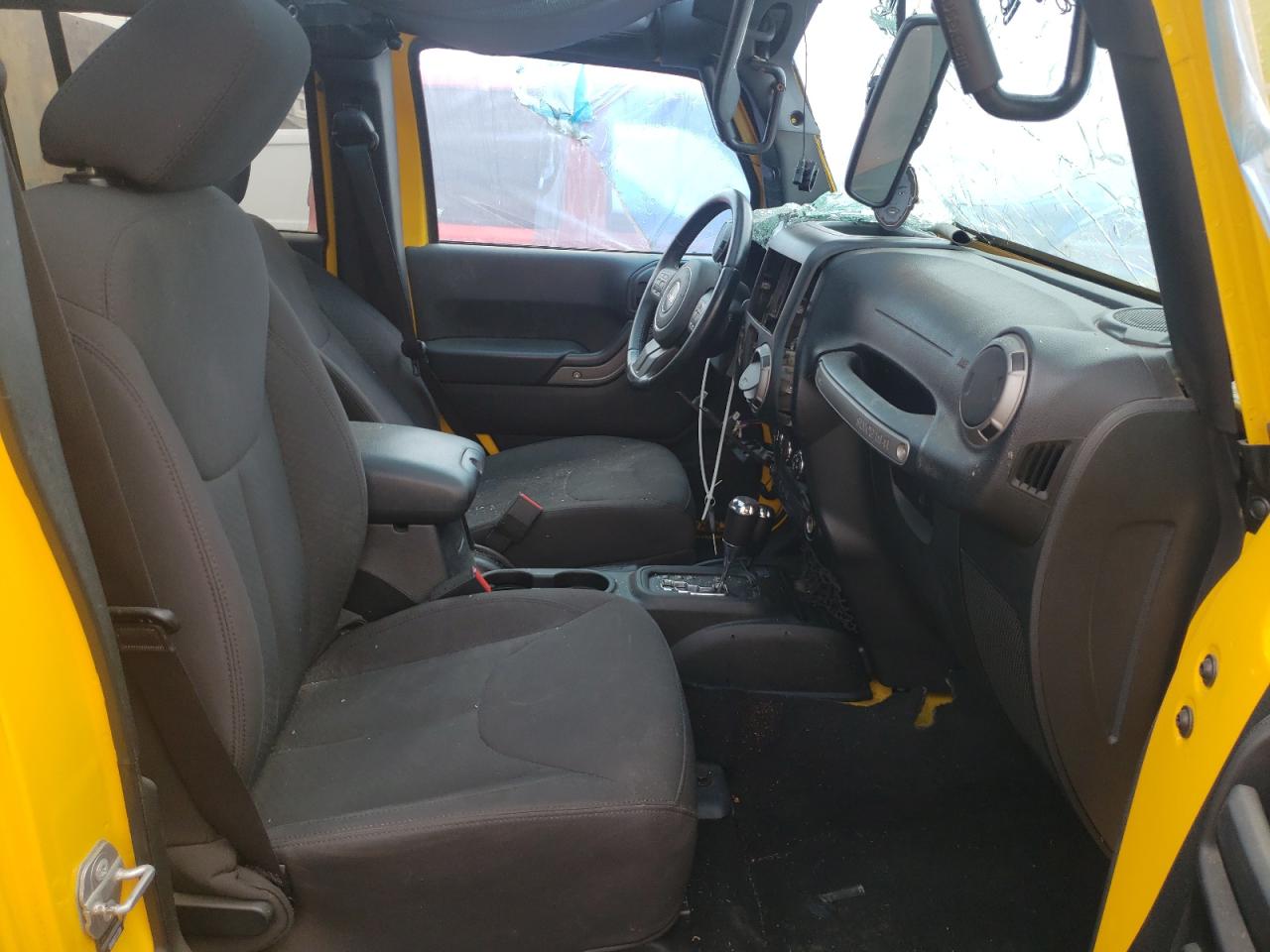 Photo 5 from auction – 2015 JEEP WRANGLER U with VIN 1C4BJWDG4FL698619