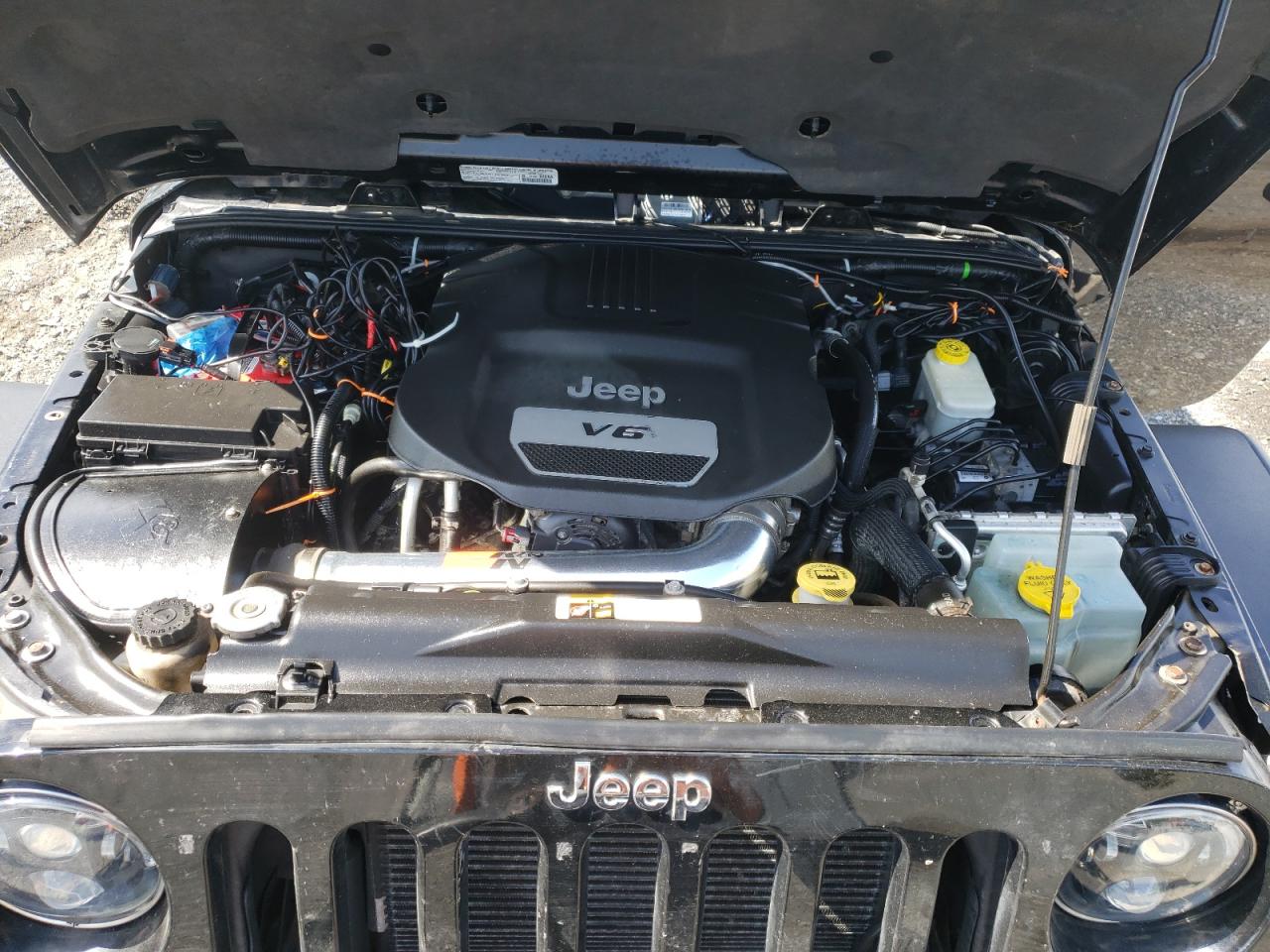 Photo 7 from auction – 2014 JEEP WRANGLER U with VIN 1C4BJWEG8EL164231