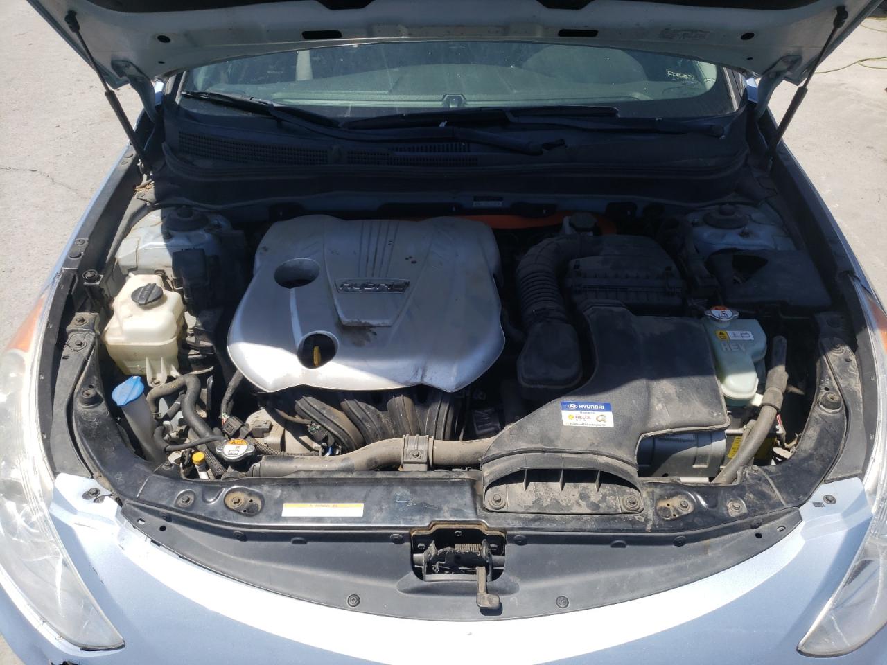 Photo 7 from auction – 2011 HYUNDAI SONATA HYB with VIN KMHEC4A41BA017579