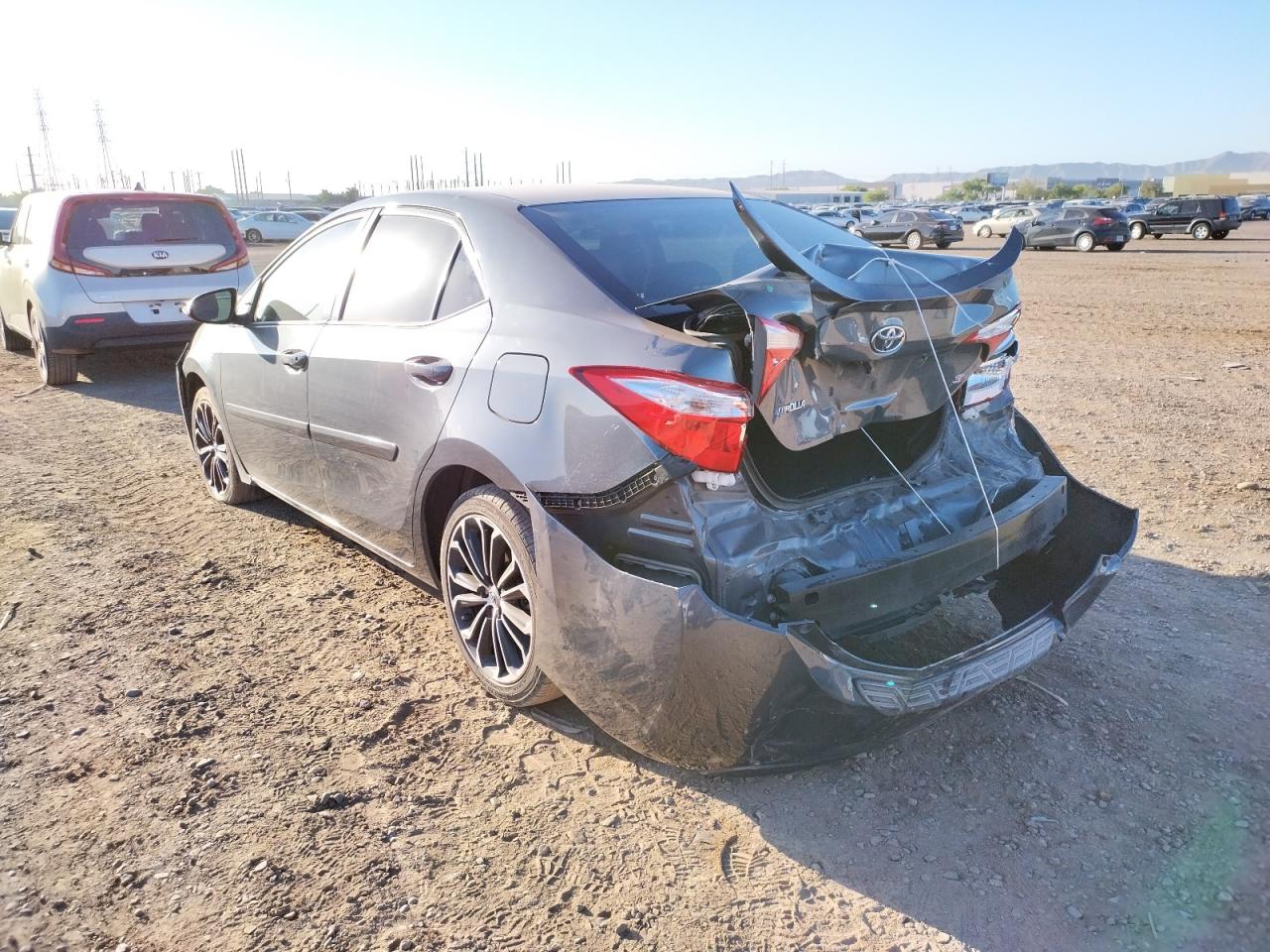 Photo 3 from auction – 2014 TOYOTA COROLLA L with VIN 2T1BURHE6EC063070