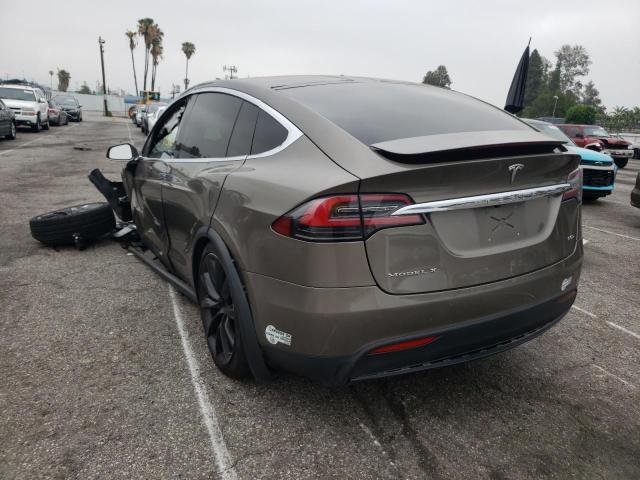 Photo 3 from auction – 2016 TESLA MODEL X with VIN 5YJXCBE27GF002674