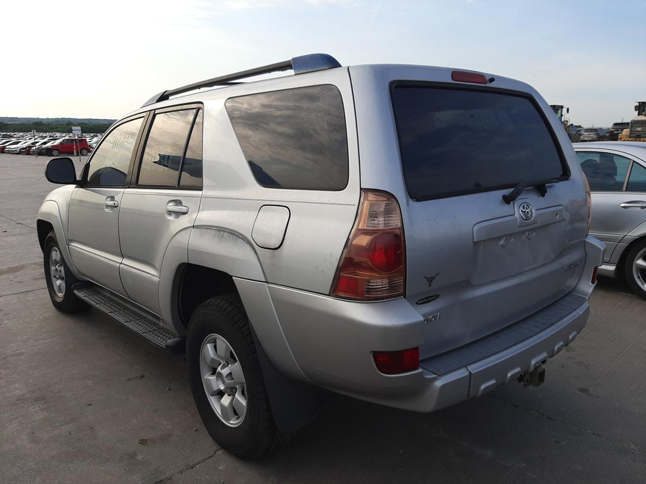 Photo 16 from auction – 2004 TOYOTA 4RUNNER SR with VIN JTEZU14R748009758