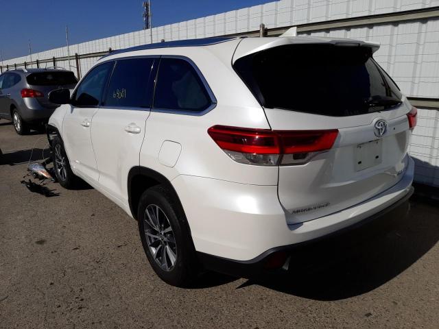 Photo 3 from auction – 2018 TOYOTA HIGHLANDER with VIN 5TDJZRFH0JS818001