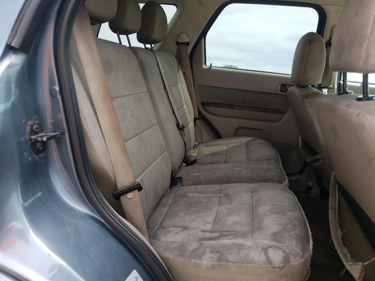 صورة رقم 6 من المزاد - 2010 FORD ESCAPE XLT مع VIN 1FMCU0D75AKB88895