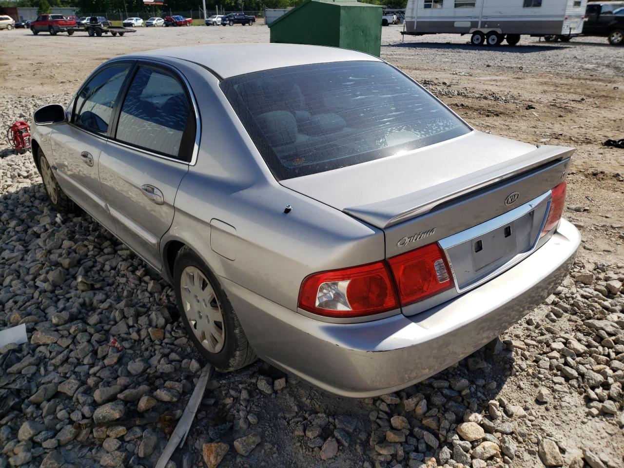 Foto 3 de la subasta – 2004 KIA OPTIMA LX con VIN KNAGD126045301724