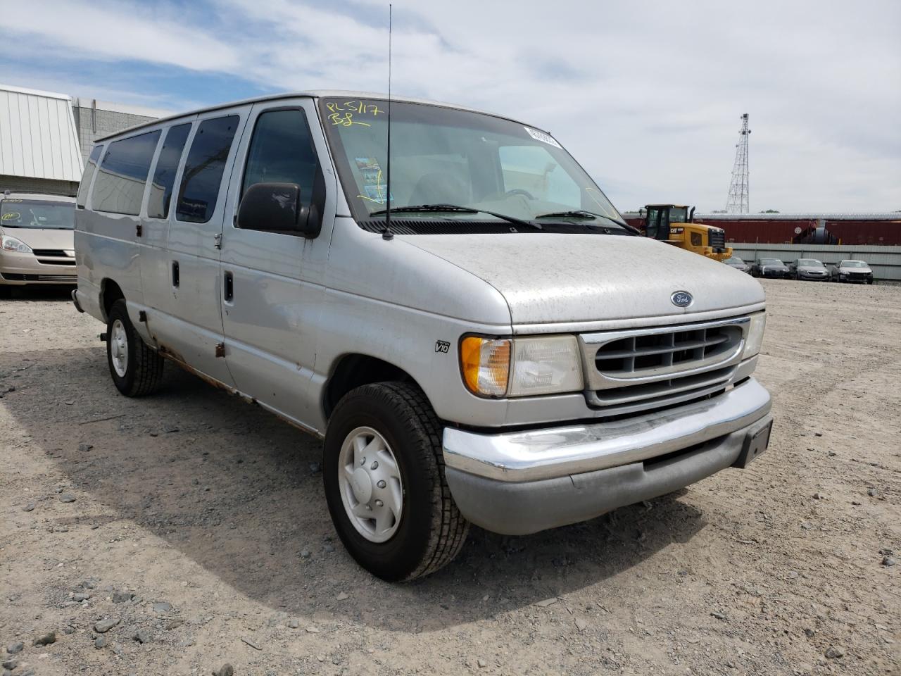 FORD ECONOLINE 2001 with VIN 1FBSS31S41HB46736 - Photo from auction