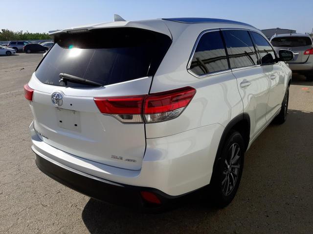 Photo 4 from auction – 2018 TOYOTA HIGHLANDER with VIN 5TDJZRFH0JS818001