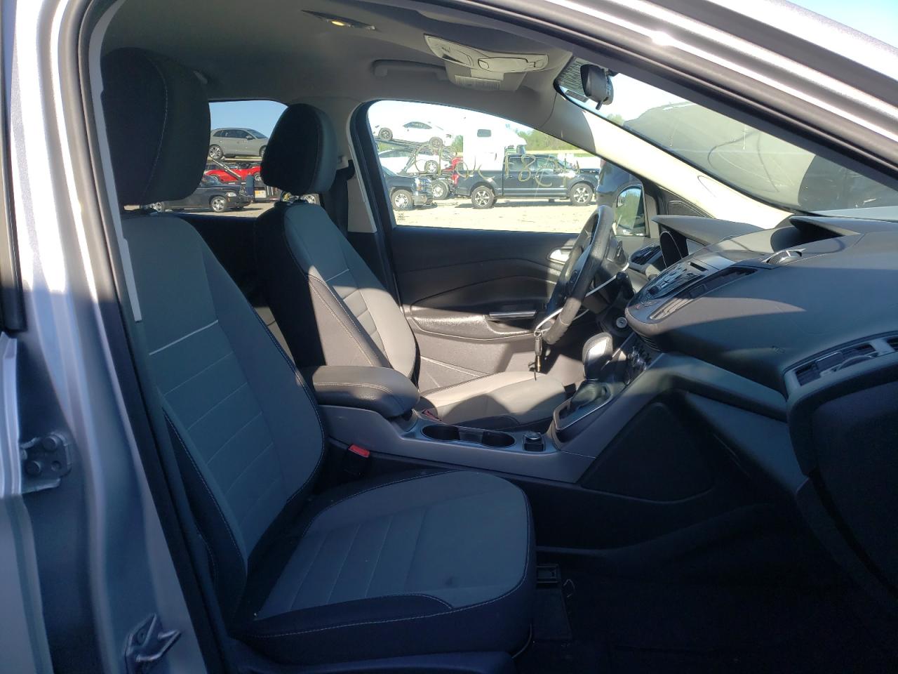 Photo 5 from auction – 2014 FORD ESCAPE SE with VIN 1FMCU9G91EUA39699