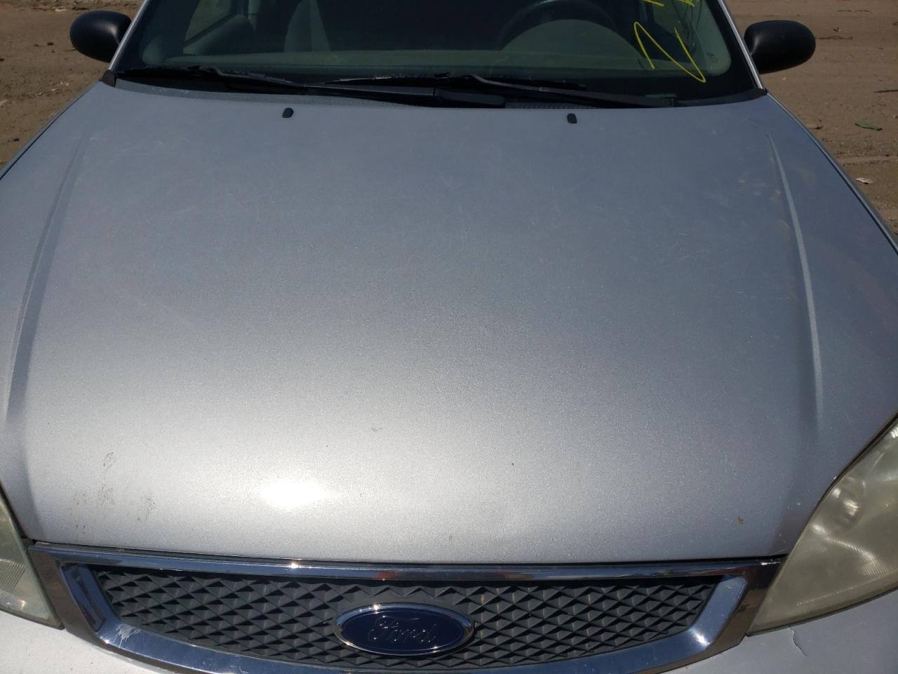 Photo 7 from auction – 2005 FORD FOCUS ZX4 with VIN 1FAFP34N45W270548