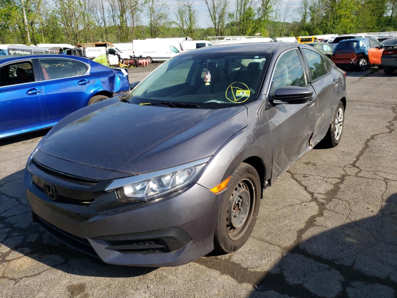 Photo 2 from auction – 2016 HONDA CIVIC LX with VIN 19XFC2F59GE248782