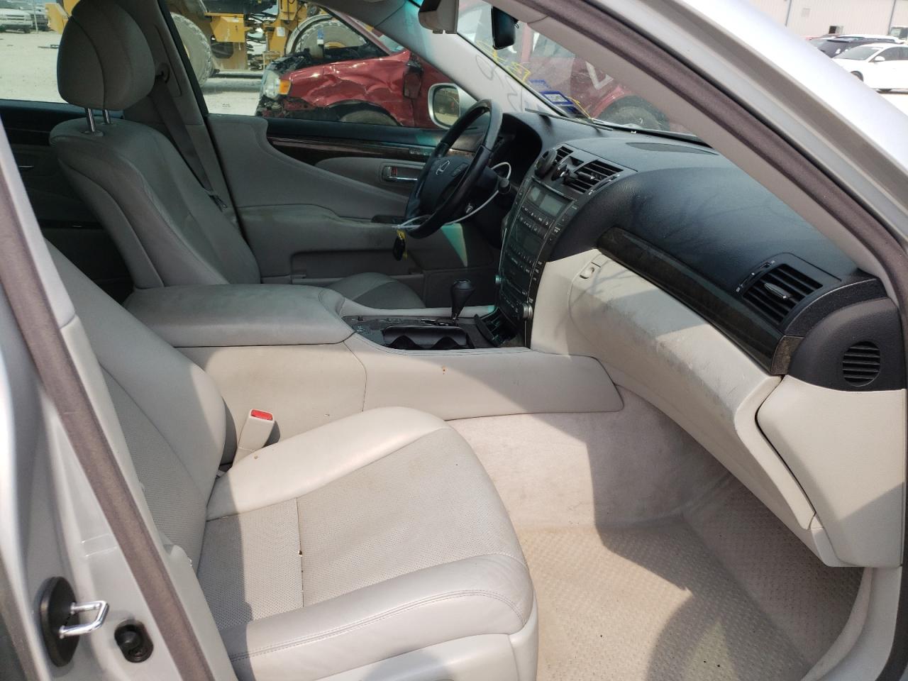 Photo 5 from auction – 2007 LEXUS LS 460 with VIN JTHBL46F675020445