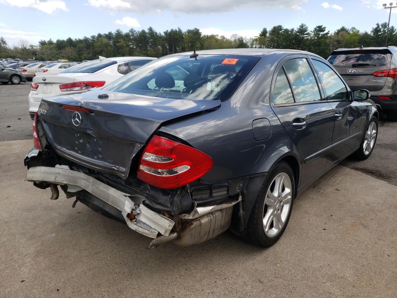 Photo 4 from auction – 2005 MERCEDES-BENZ E 500 with VIN WDBUF70J45A784944