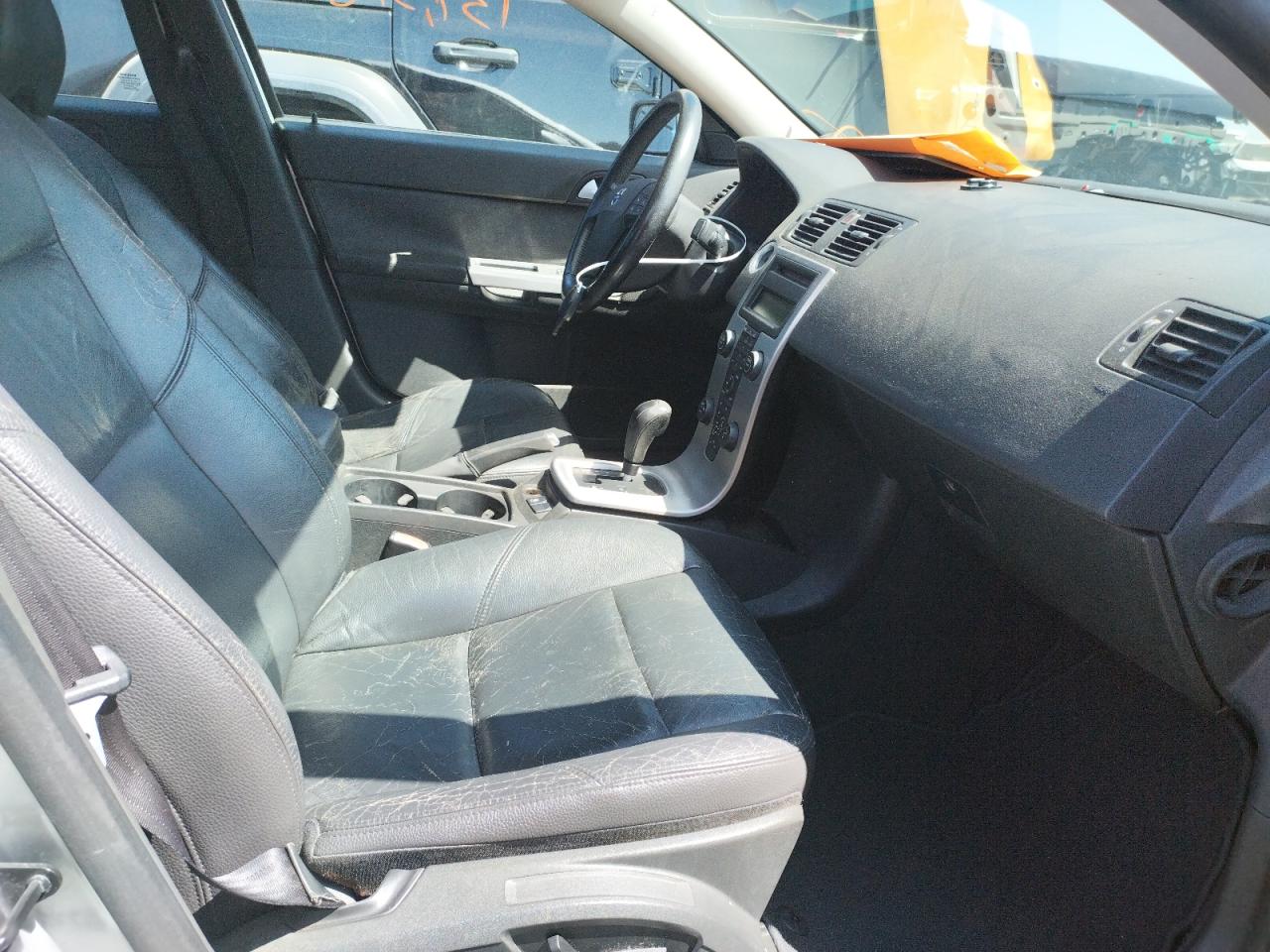 Photo 5 from auction – 2005 VOLVO S40 T5 with VIN YV1MS682752053384