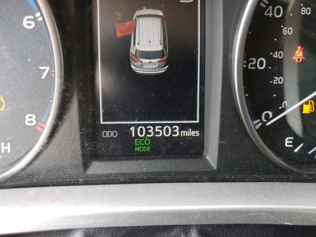Photo 8 from auction – 2017 TOYOTA RAV4 XLE with VIN JTMWFREV3HJ122343
