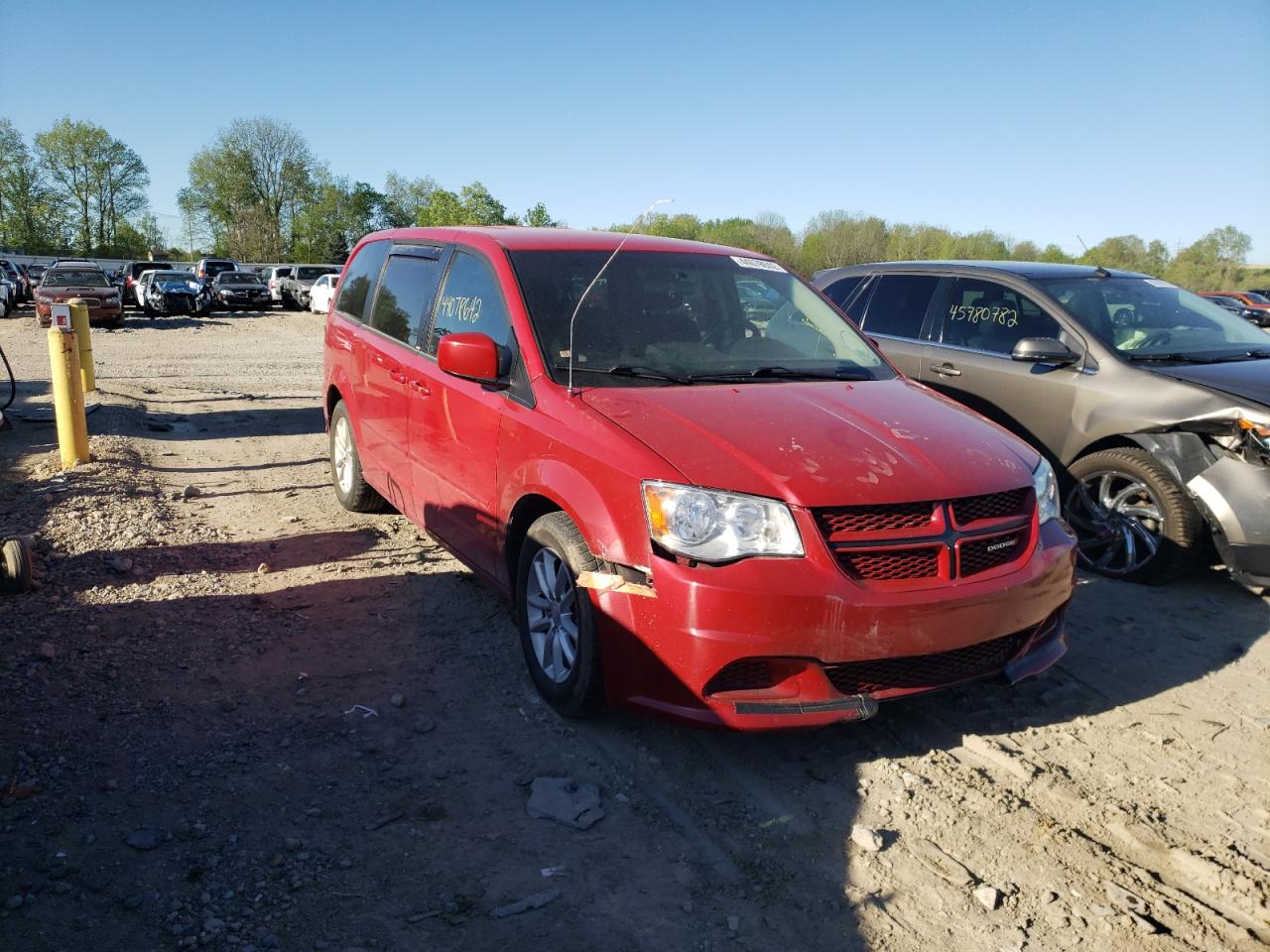 DODGE GRAND CARA 2013 with VIN 2C4RDGCG0DR749891 - Photo from auction