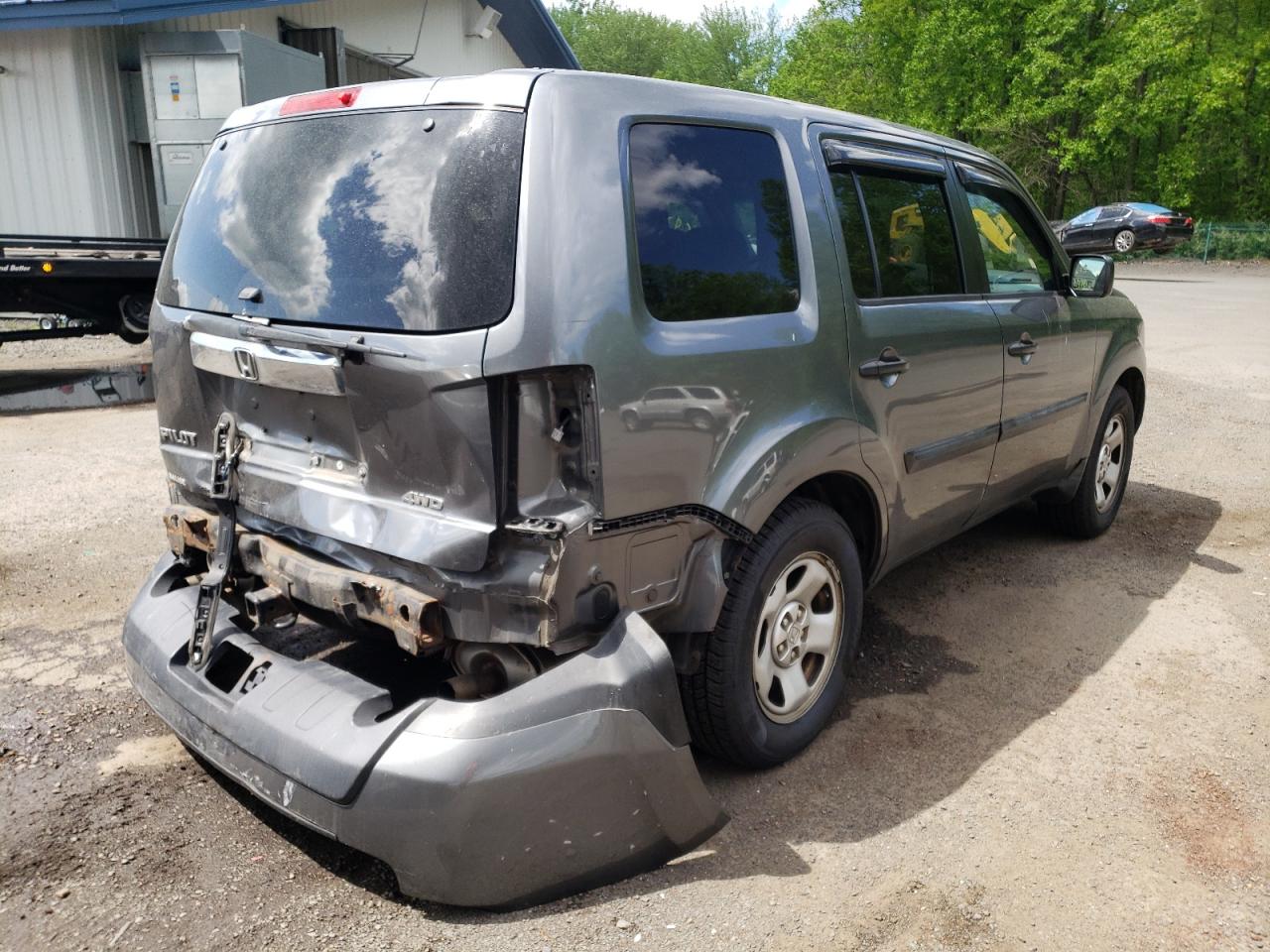 Photo 4 from auction – 2011 HONDA PILOT LX with VIN 5FNYF4H2XBB036409
