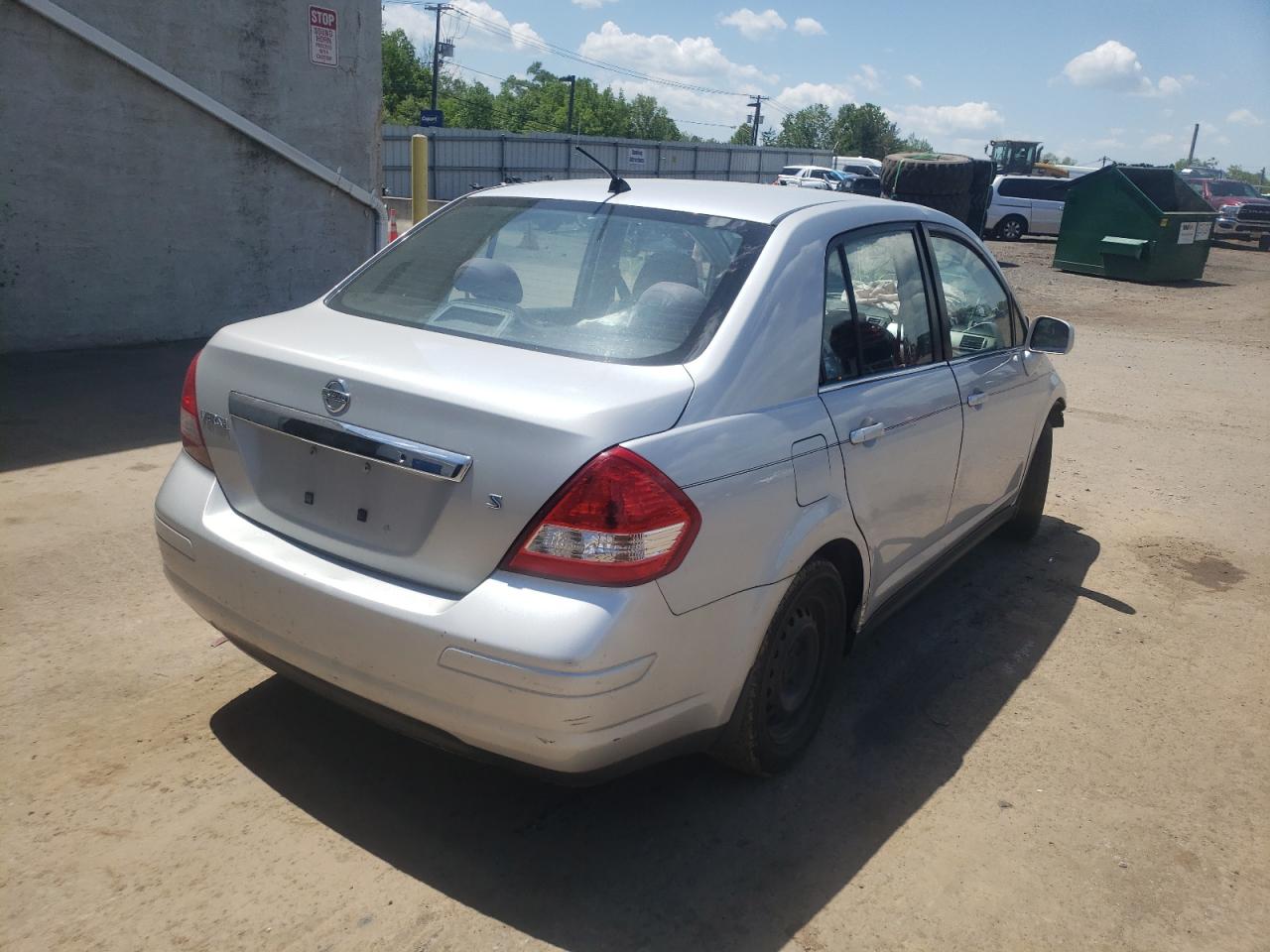 Photo 4 from auction – 2007 NISSAN VERSA S with VIN 3N1BC11E07L422754