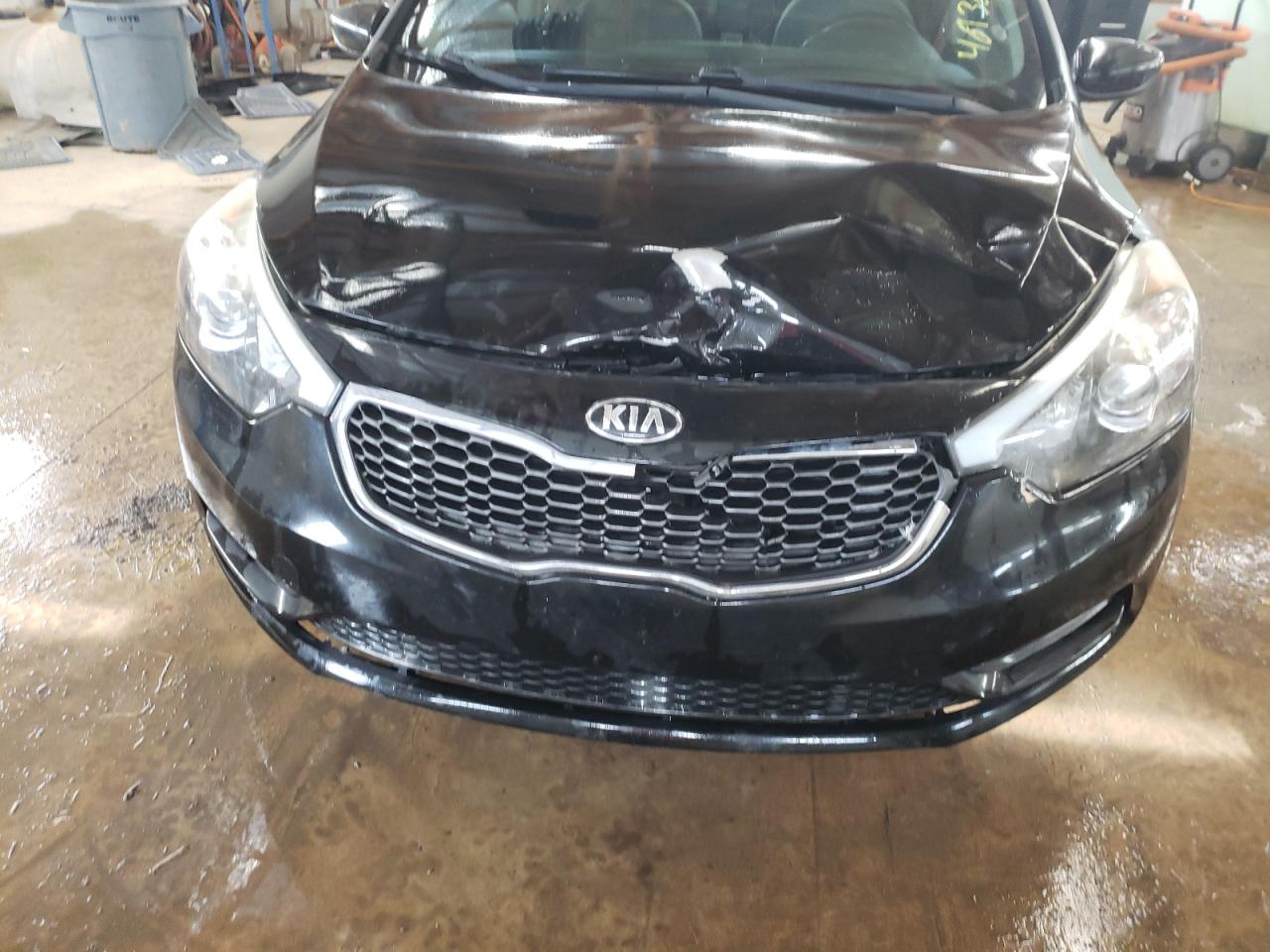 Photo 9 from auction – 2015 KIA FORTE LX with VIN KNAFK4A63F5409309