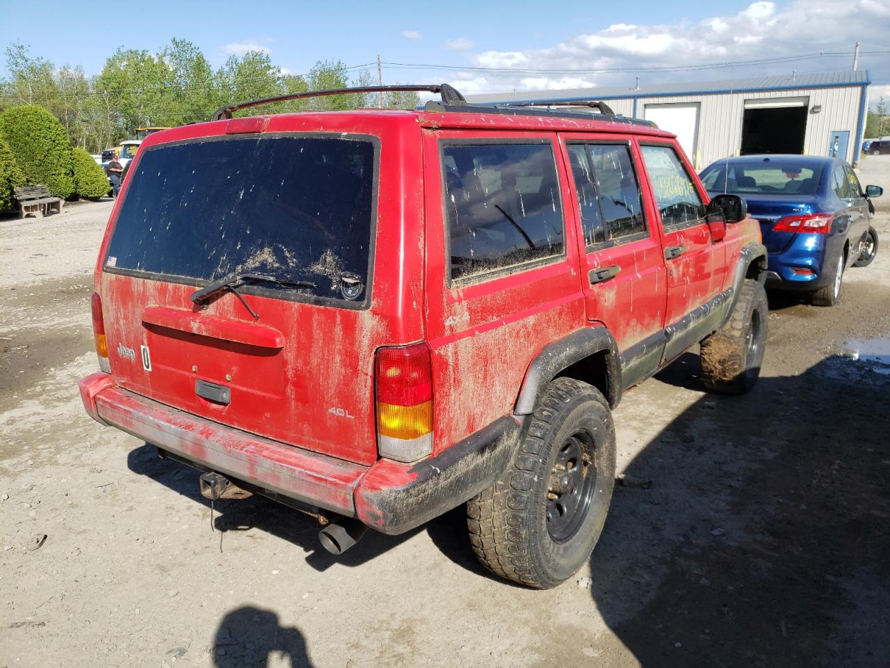 Photo 4 from auction – 1998 JEEP CHEROKEE with VIN 1J4FJ68S0WL126635