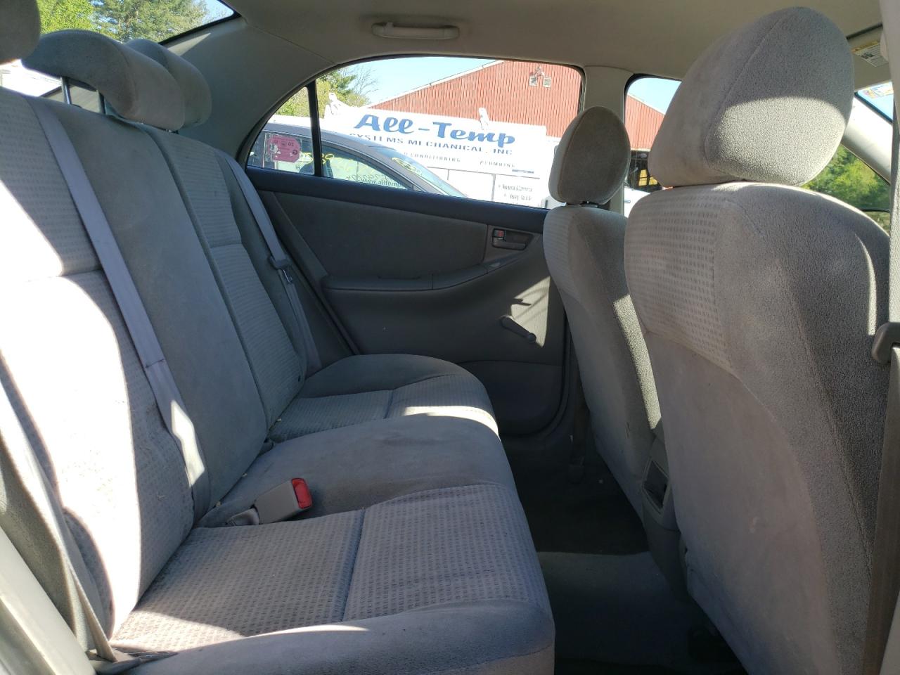 Photo 6 from auction – 2005 TOYOTA COROLLA CE with VIN 2T1BR32E15C426074