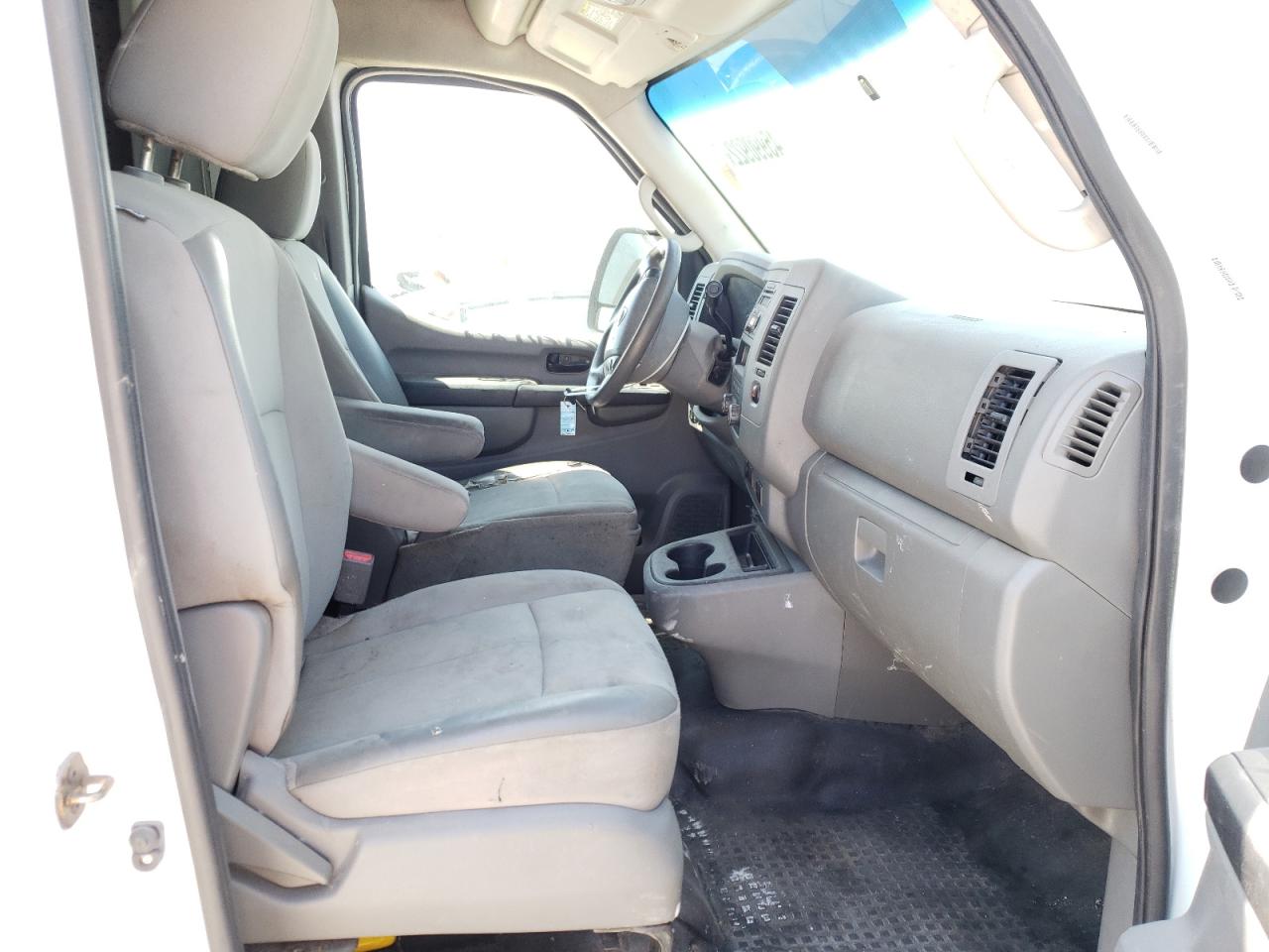 Photo 5 from auction – 2012 NISSAN NV 2500 with VIN 1N6BF0LY5CN115853