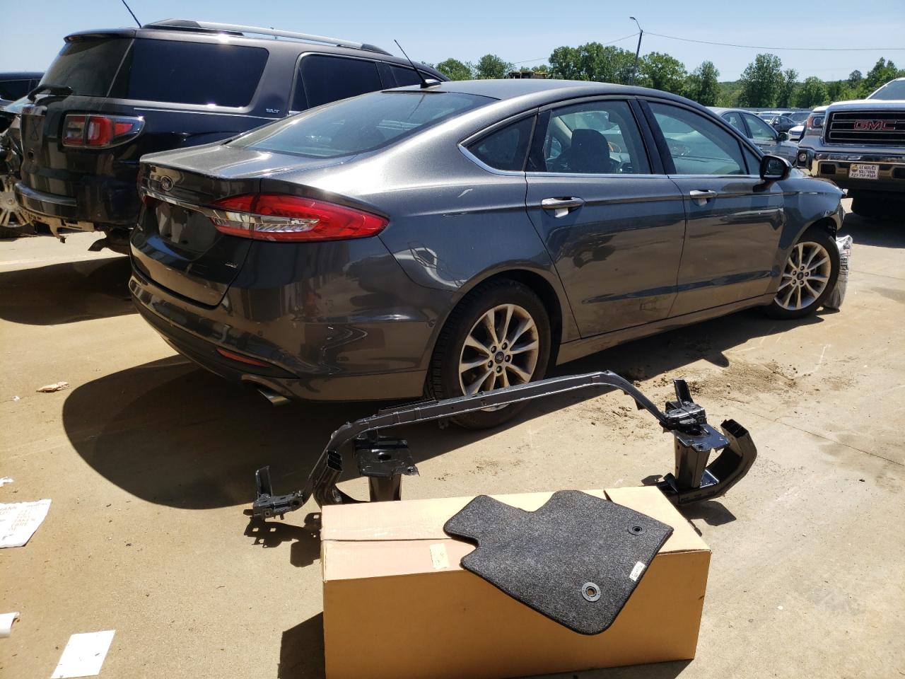Photo 4 from auction – 2017 FORD FUSION SE with VIN 3FA6P0H79HR405878