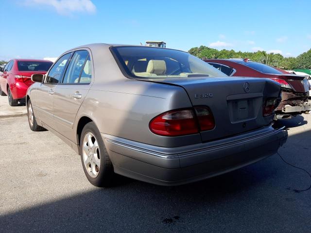 Photo 3 from auction – 2002 MERCEDES-BENZ E 320 with VIN WDBJF65J12B470177