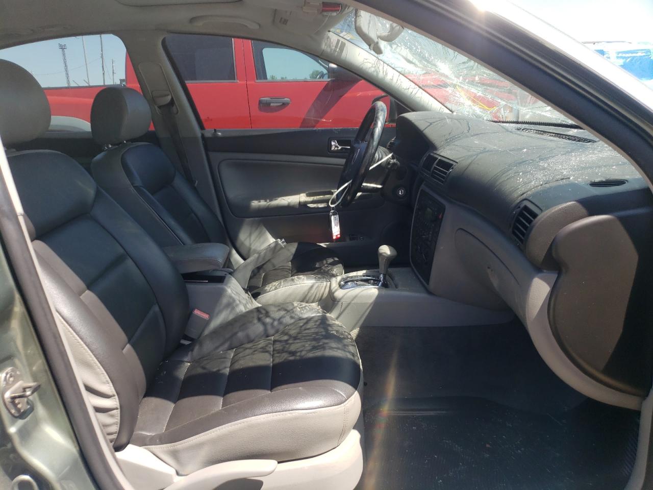 Photo 5 from auction – 2003 VOLKSWAGEN PASSAT GLS with VIN WVWPD63B03E087005