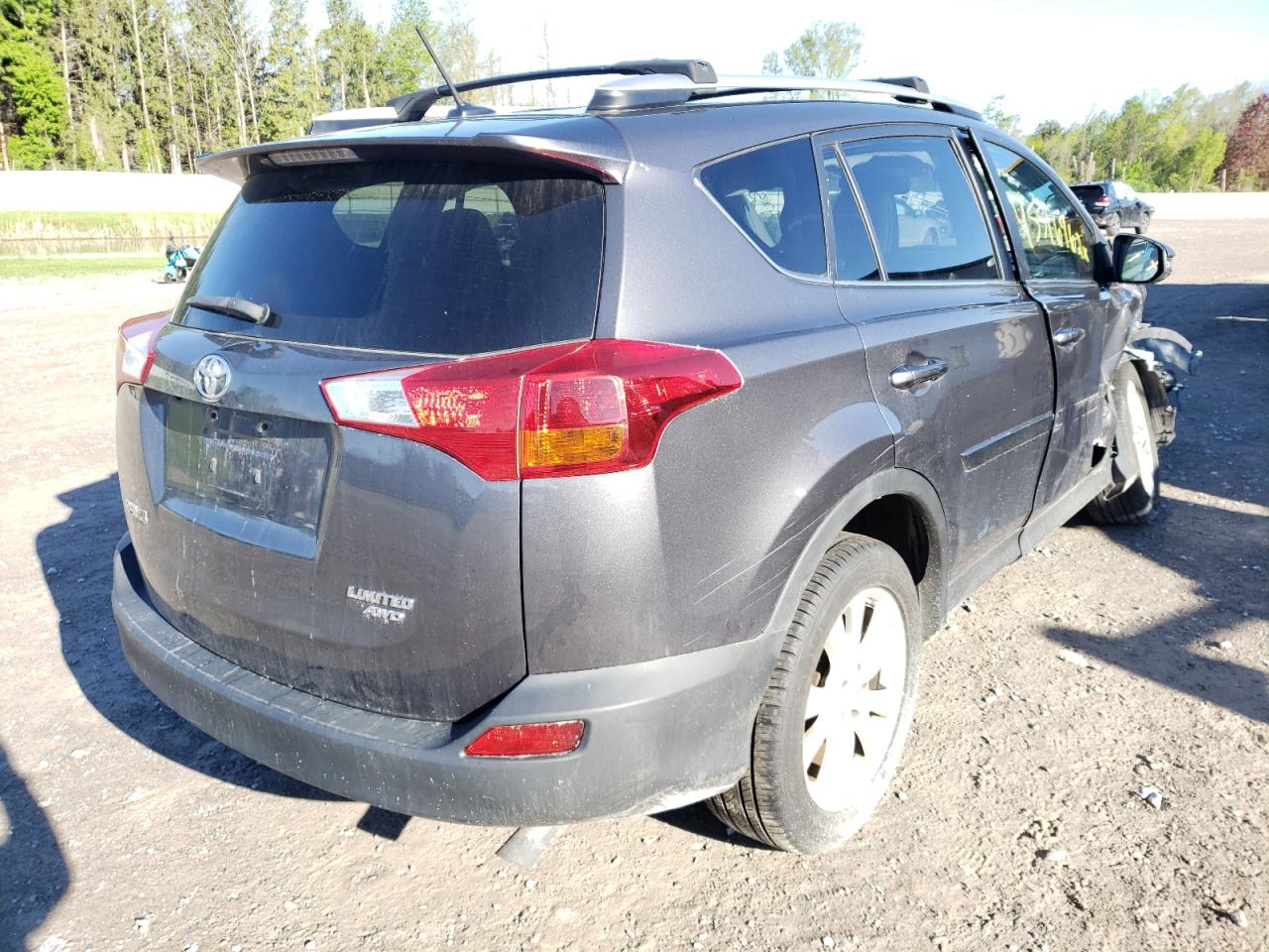 Photo 4 from auction – 2015 TOYOTA RAV4 LIMIT with VIN 2T3DFREVXFW344058