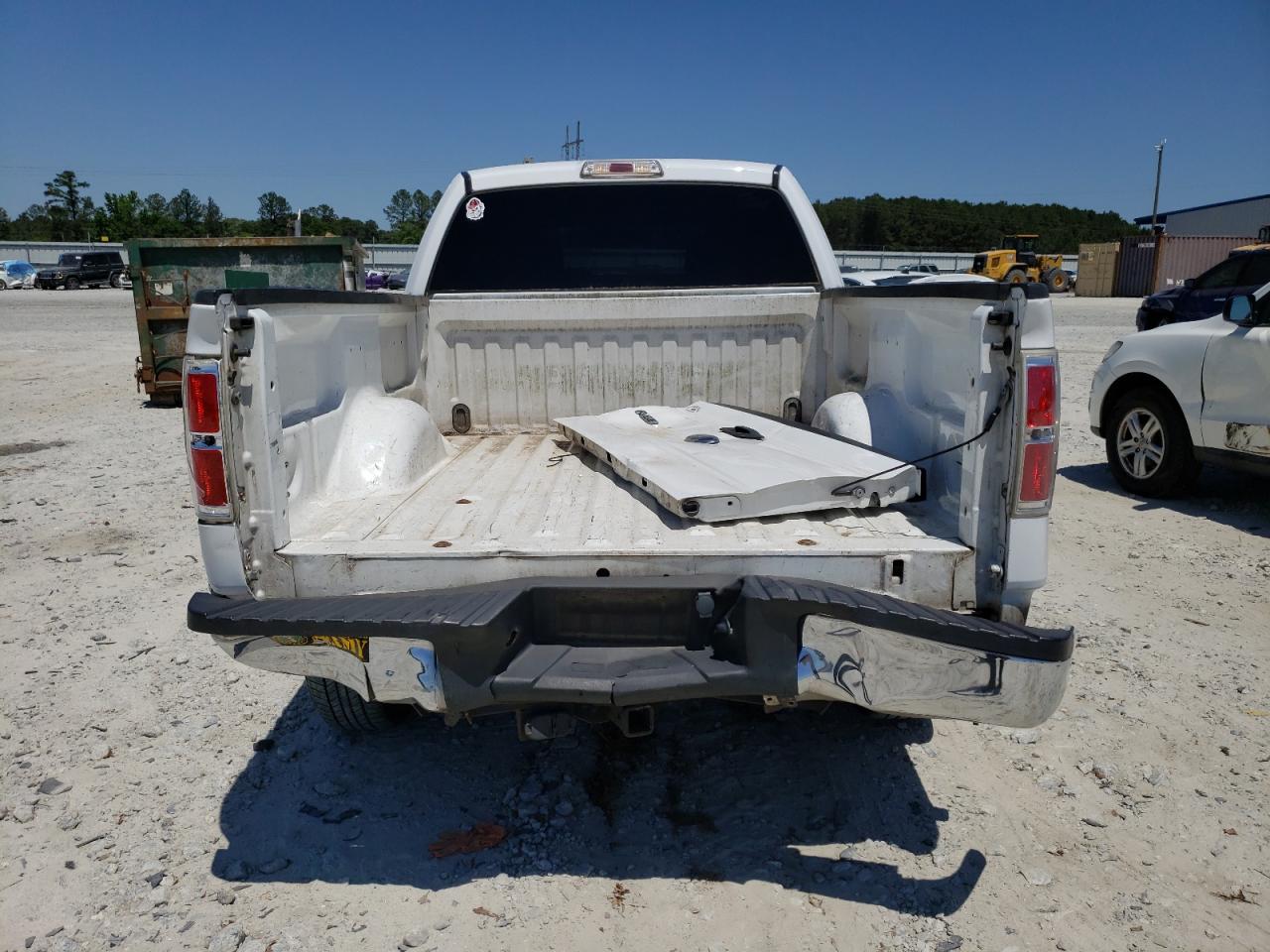 Photo 9 from auction – 2010 FORD F150 SUPER with VIN 1FTEX1C8XAFB91644