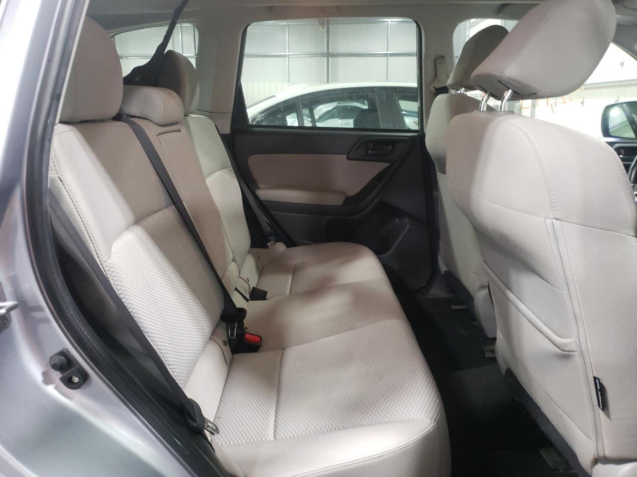 Photo 6 from auction – 2016 SUBARU FORESTER 2 with VIN JF2SJAFC6GH498294