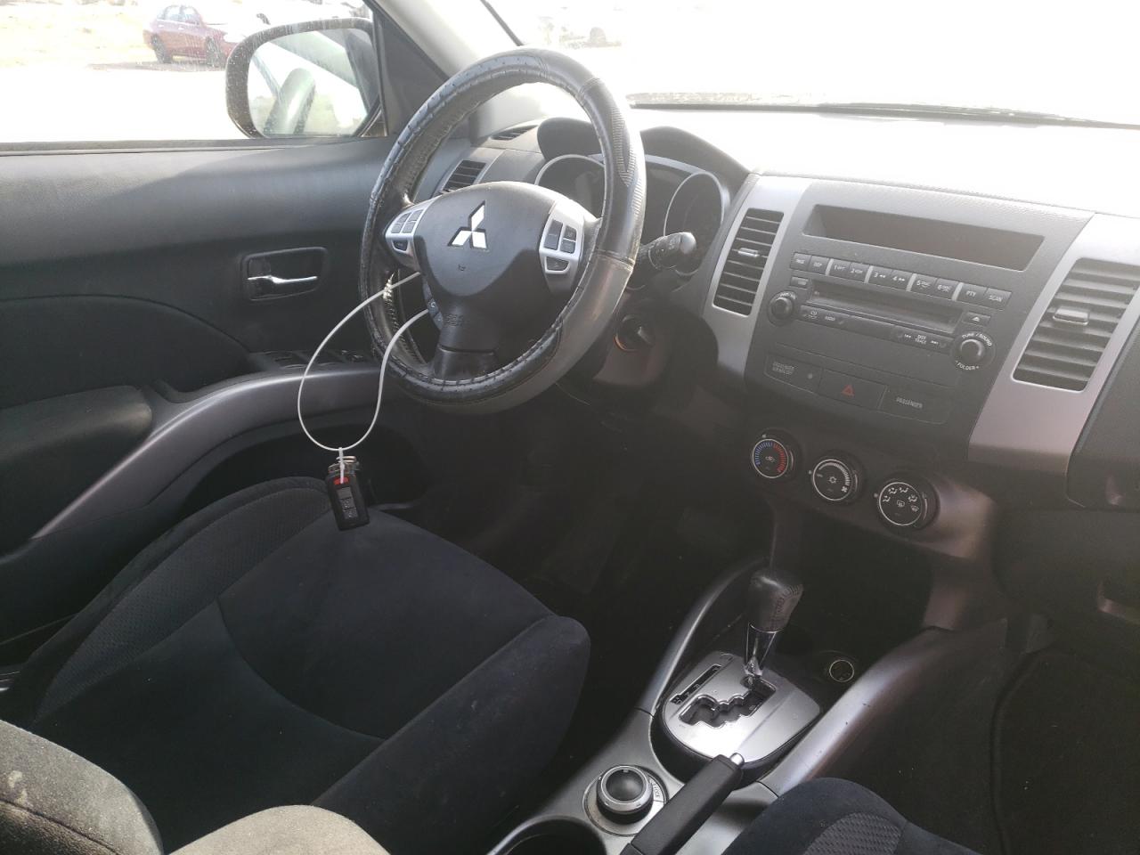 Photo 9 from auction – 2011 MITSUBISHI OUTLANDER with VIN JA4JT3AX1BU610763